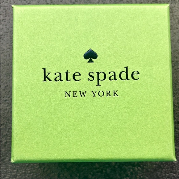 Kate Spade "One in a Million" mismatched stud set M - Picture 3 of 3